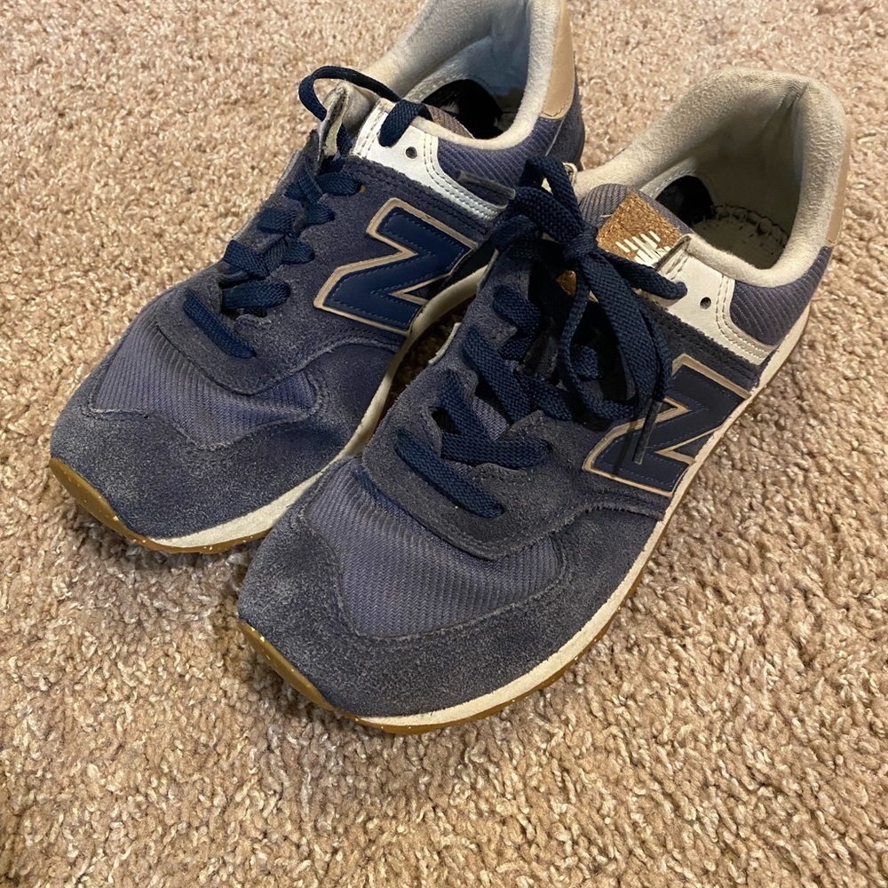 New Balance Men's Navy And Tan Sneakers
